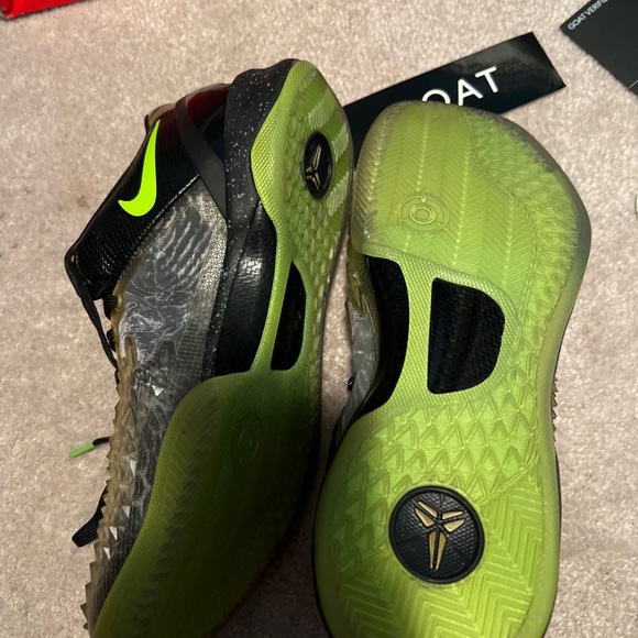 Kobe 8 Christmas ss - Picture 4 of 6